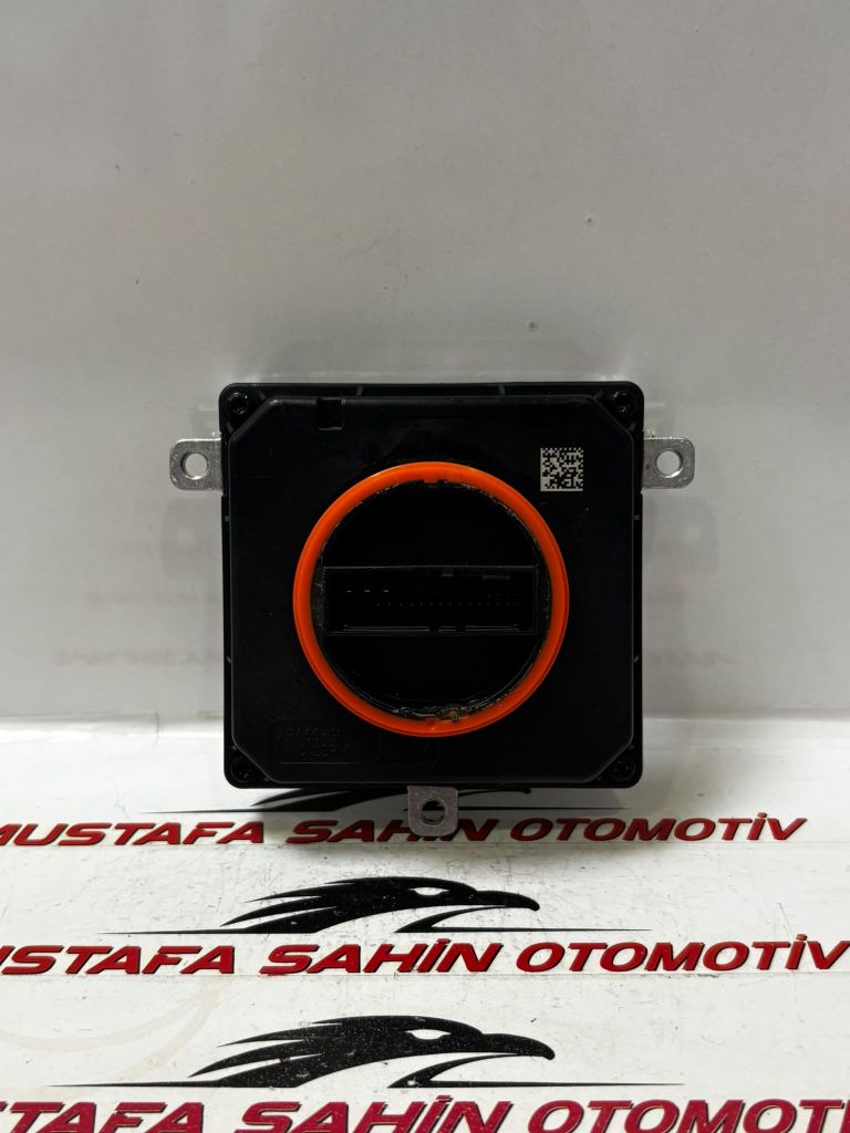 2020 - 2021 Volkswagen Golf 8  Far Beyni 992941591be