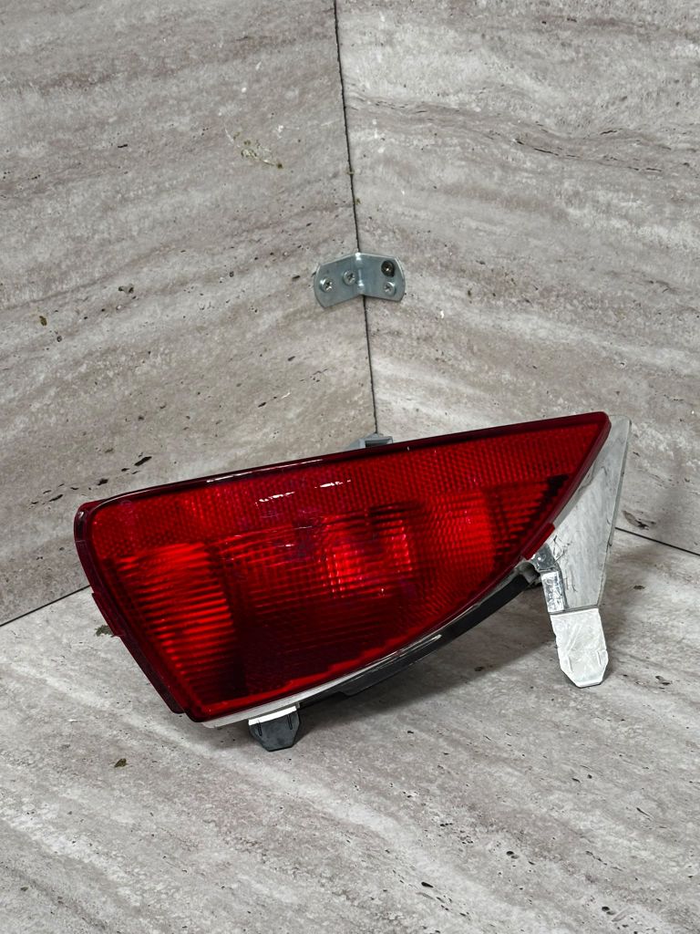 Renault Kadjar  Sağ Arka Reflektör