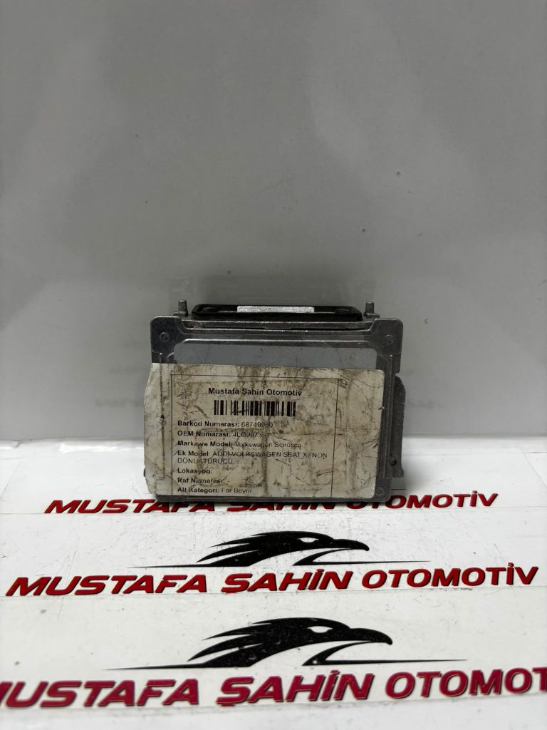 Audi Q7   Far Beyni 4LO907391