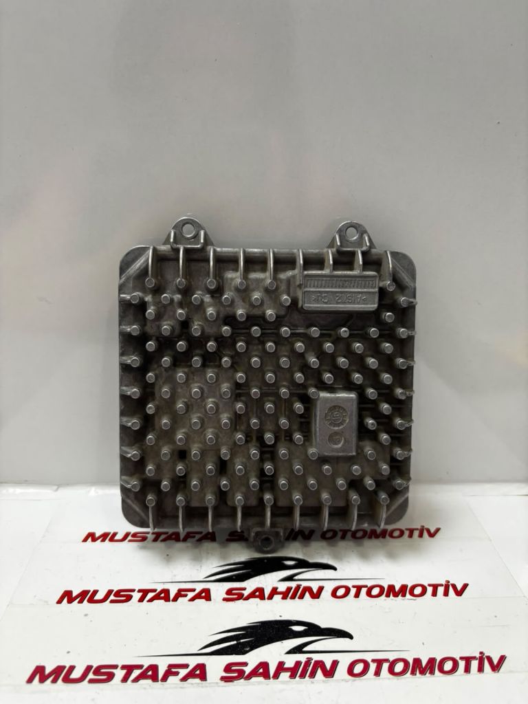 BMW 3 Serisi F30 F80  Far Beyni 7444684