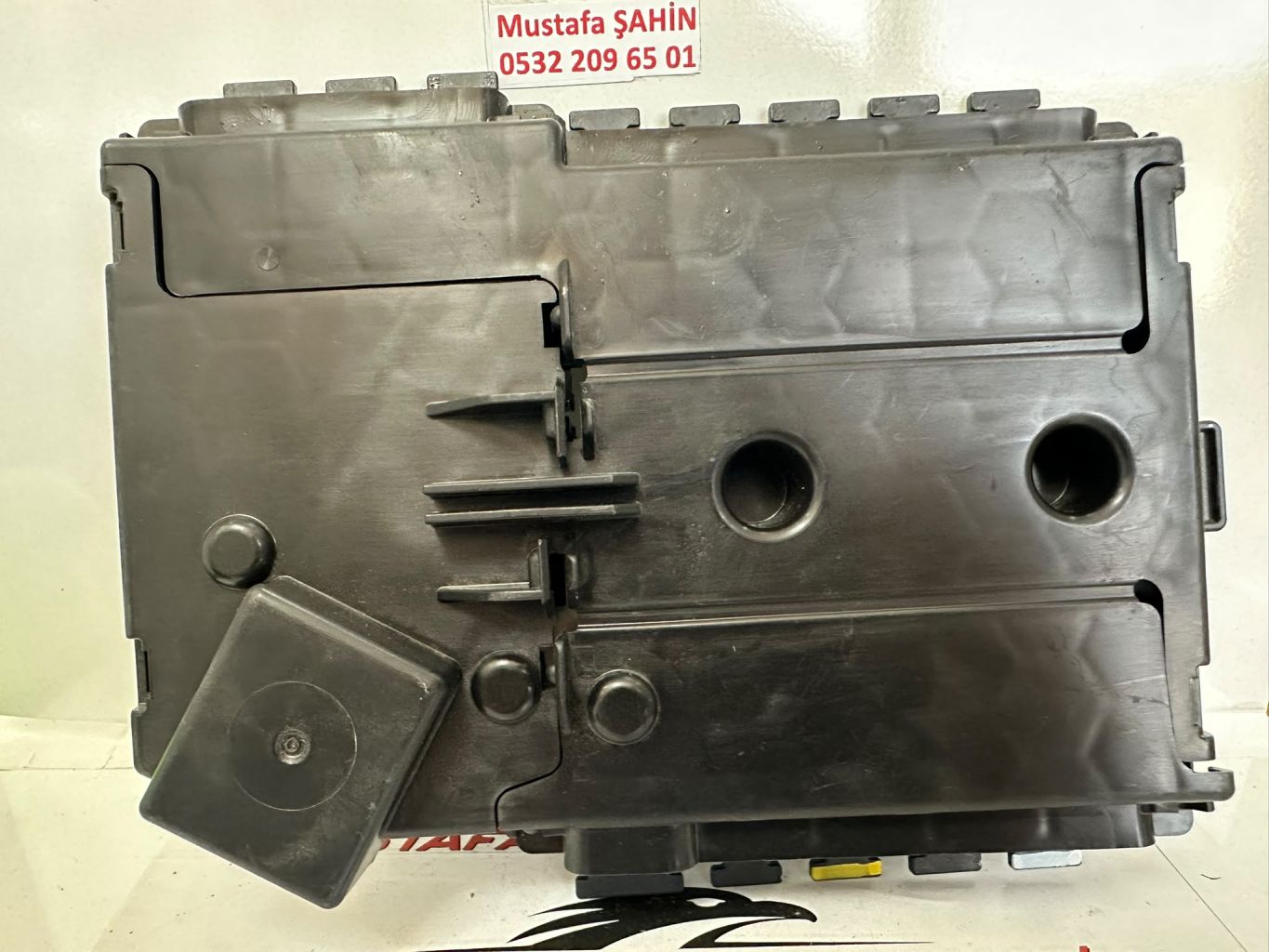 Mercedes E Serisi A213 W213  Sigorta Modülü A2135402496