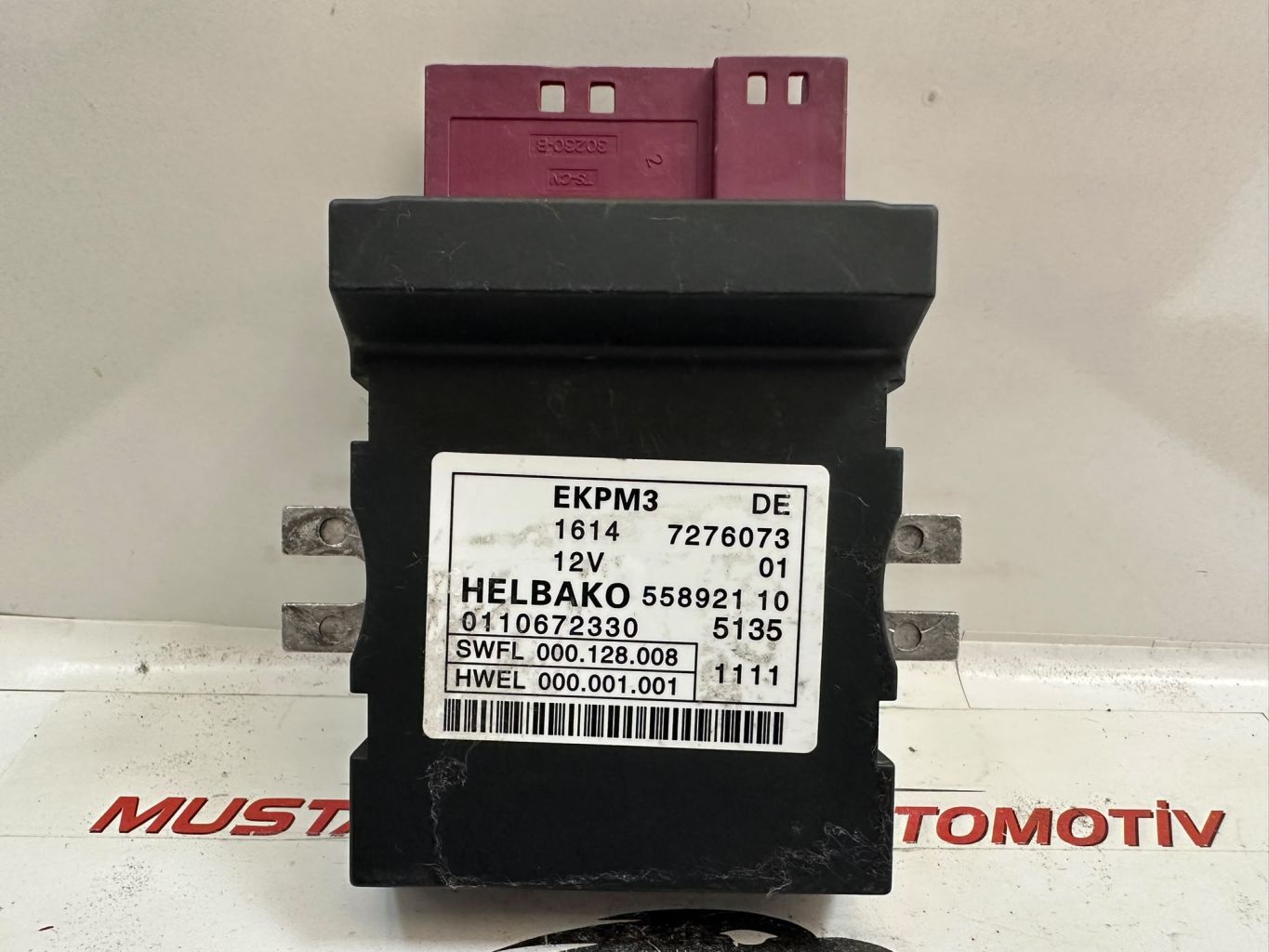 BMW 5 Serisi f10 f11 f01 f02  Yakıt Pompası Beyni 7276073