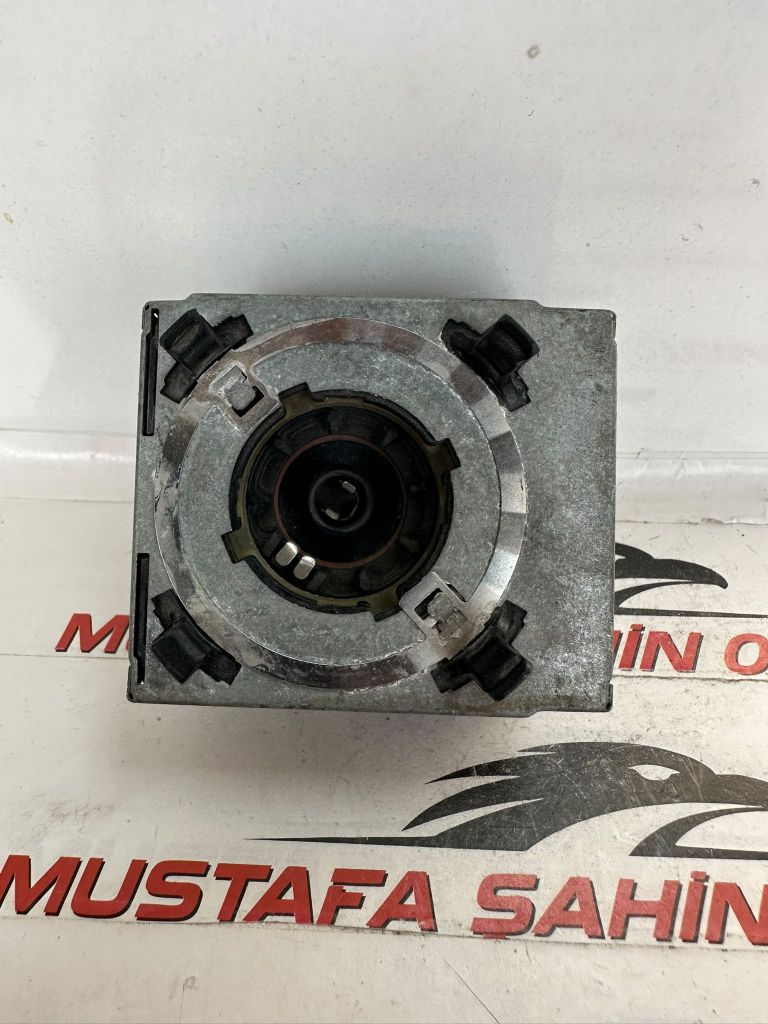 Opel Astra H  Xenon Beyni 5DD008319