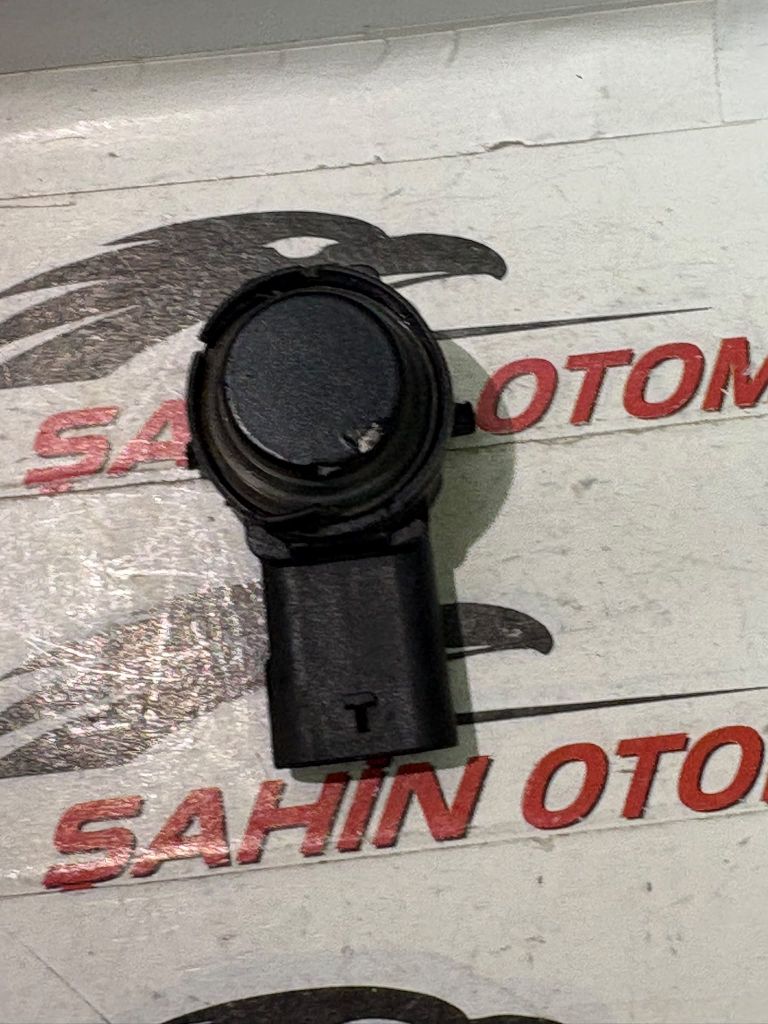 BMW 3 Serisi F44 G20 G30  Park Sensörü 9826784