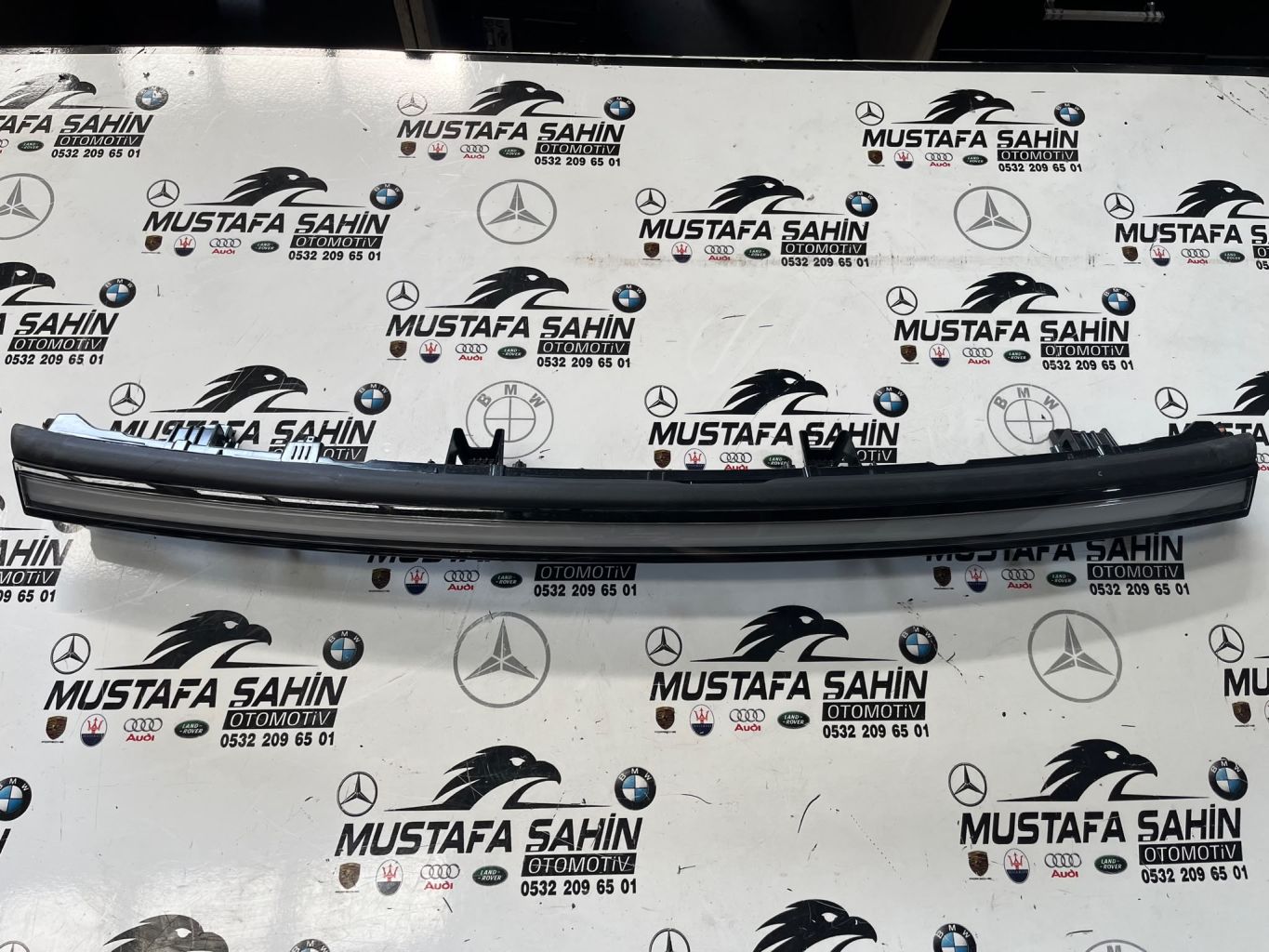 Tesla Model Y   Gündüz Ledi 2038294-96-C
