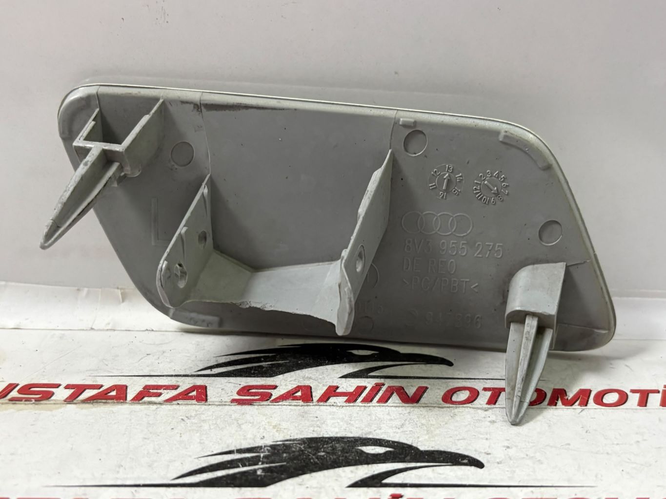 2012 - 2015 Audi A3  Sol Ön Far Yıkama Kapağı 8V3955275