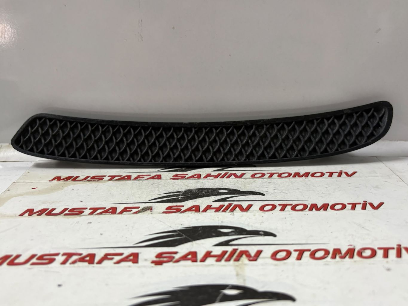 Mercedes A Serisi A1176 W176 Arka Tampon Izgarası A1762850153