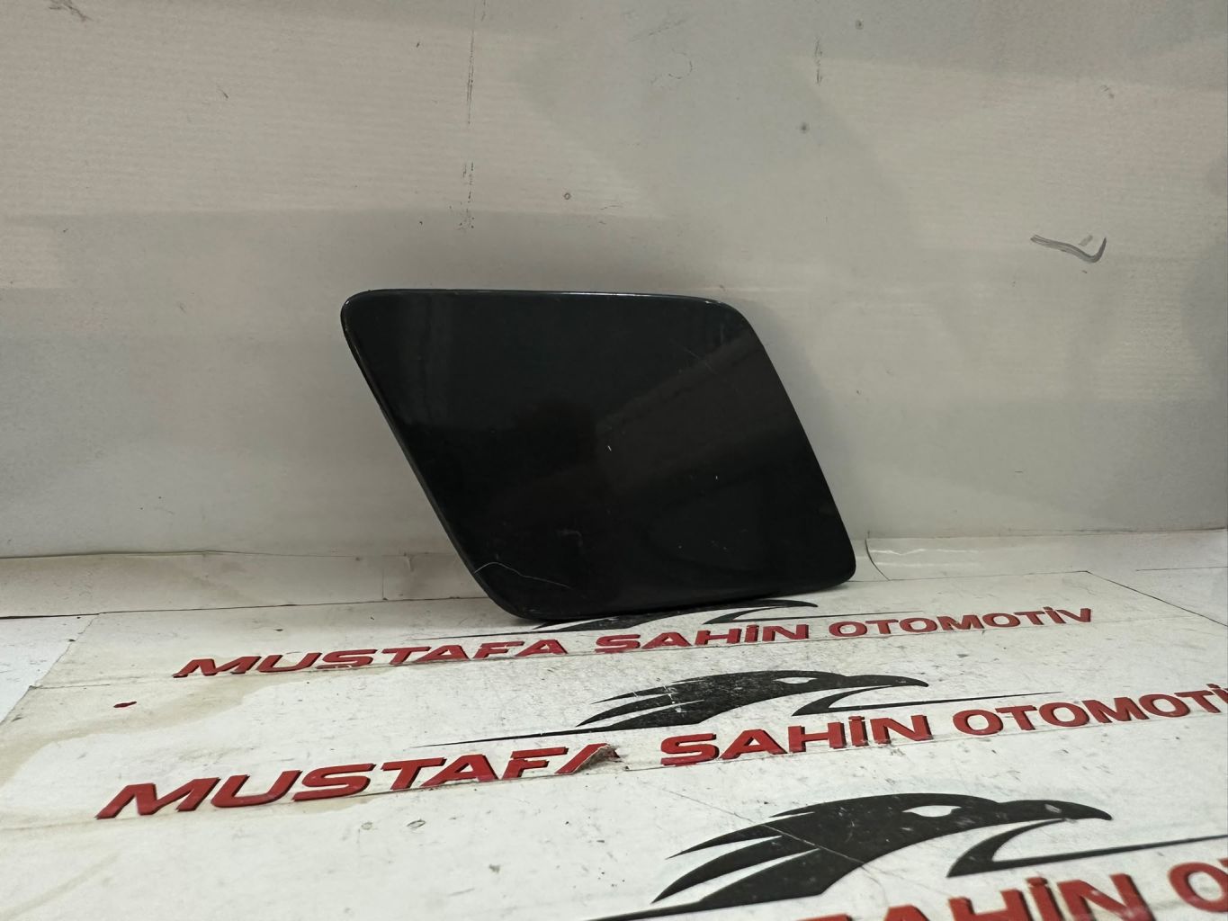 Volvo XC90   Far Yıkama Motoru Kapağı 31353365