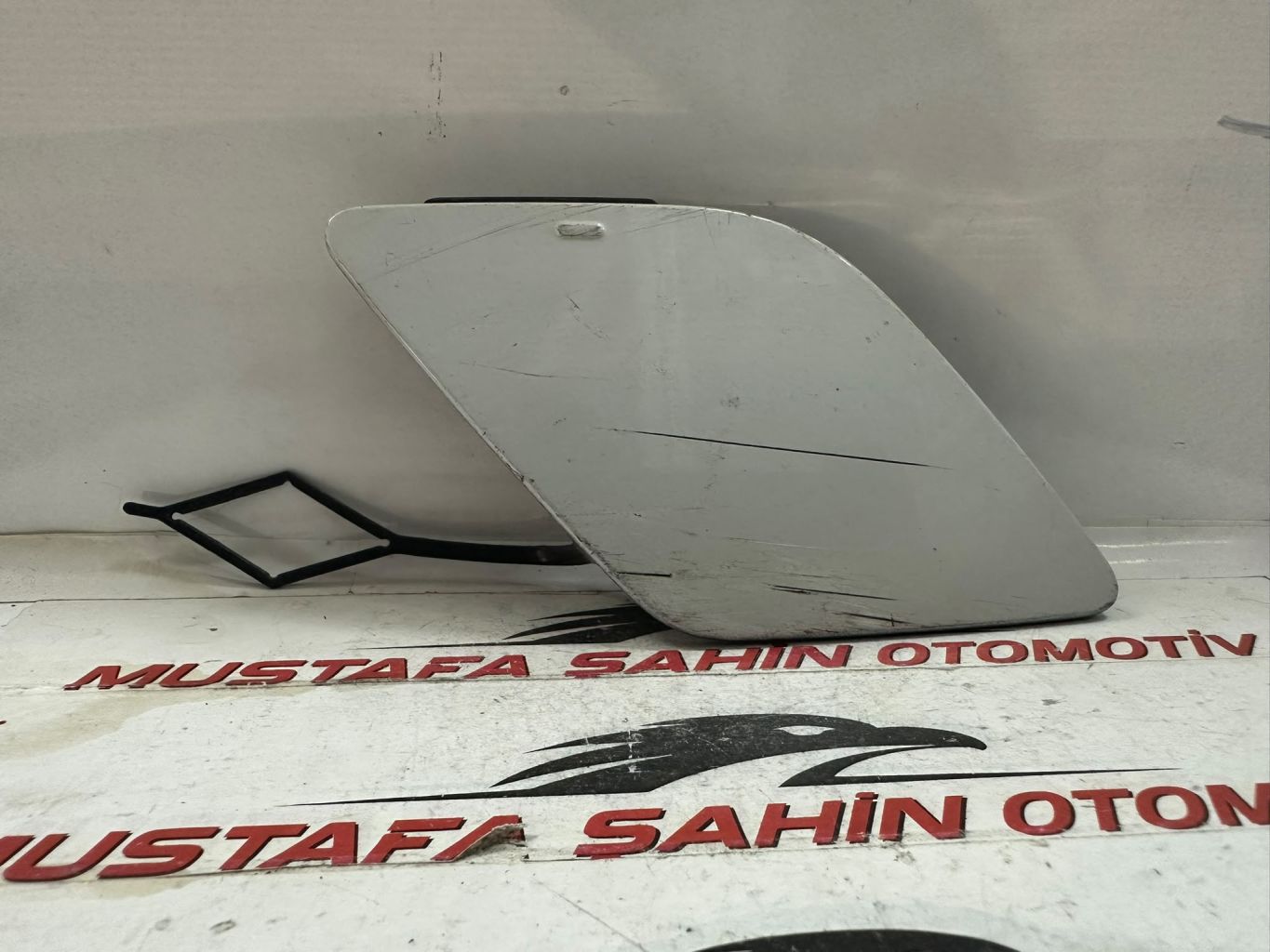 BMW 3 Serisi G20 G21  Çeki Kapağı 8085486