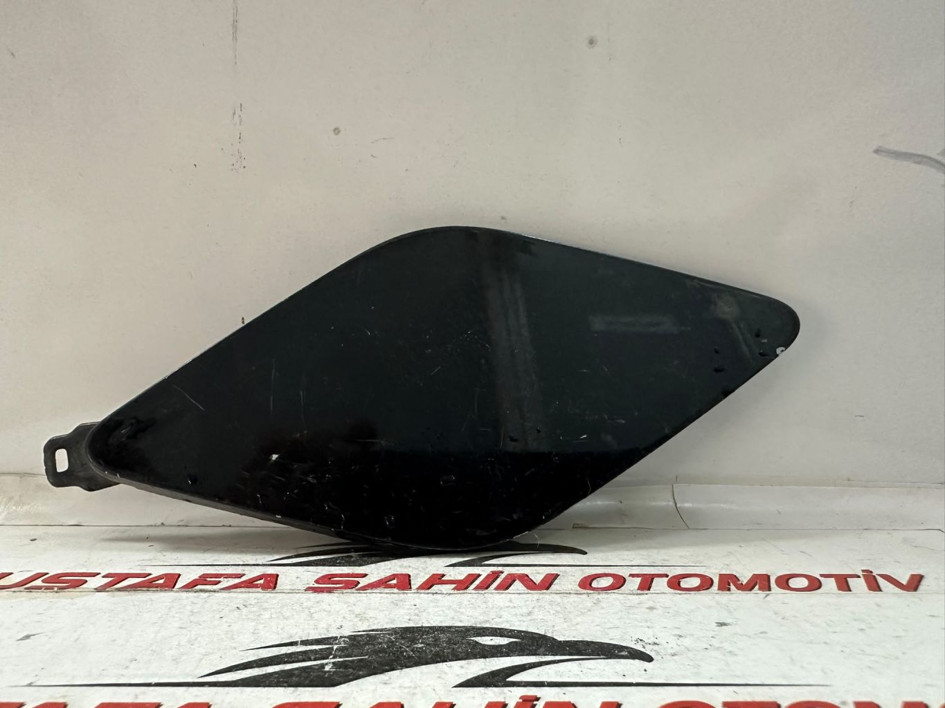 2017 - 2019 Volvo S90  Arka Çeki Kapağı 31383298