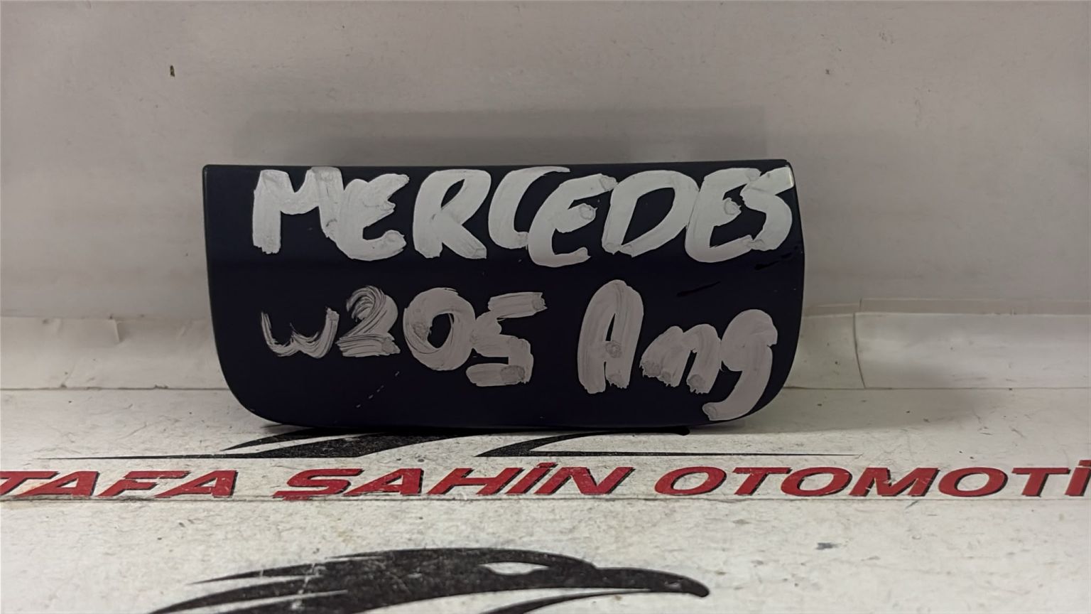 Mercedes C Serisi A205 W205 AMG  Çeki Kapağı A2058851224