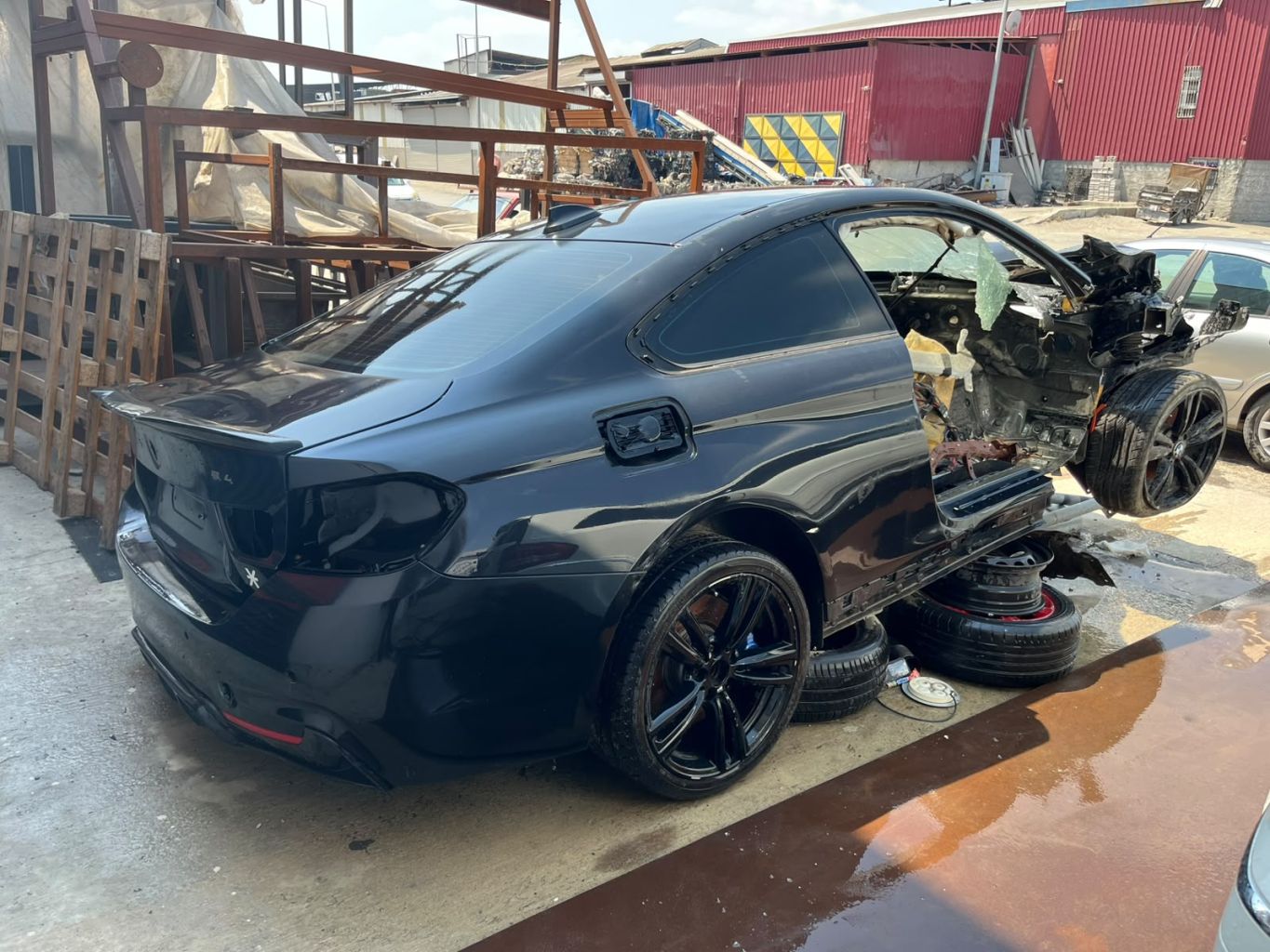 BMW 4 Serisi  Arka Travers