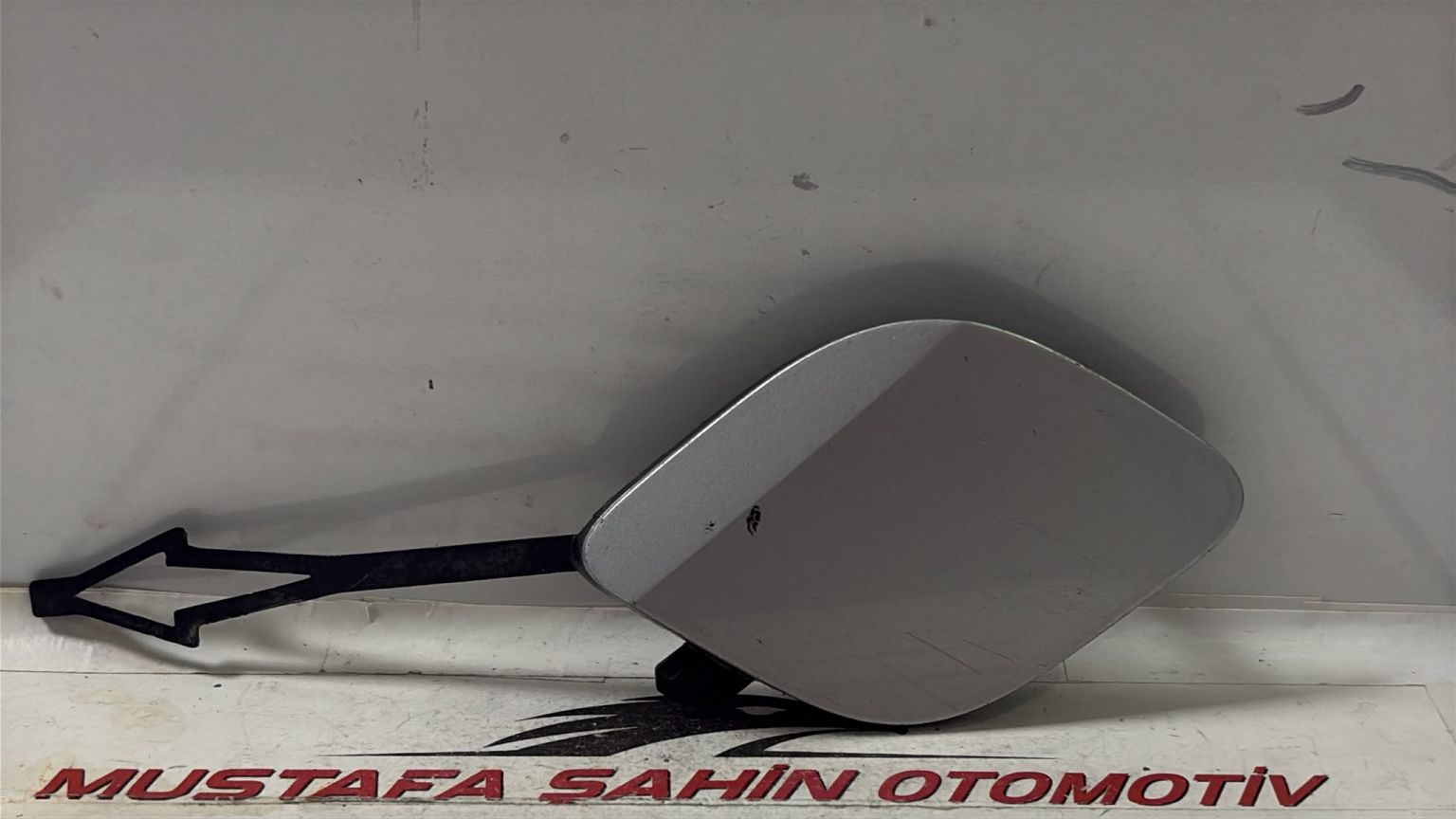 2020 Renault Clio 5  Çeki Kapağı 511806272R