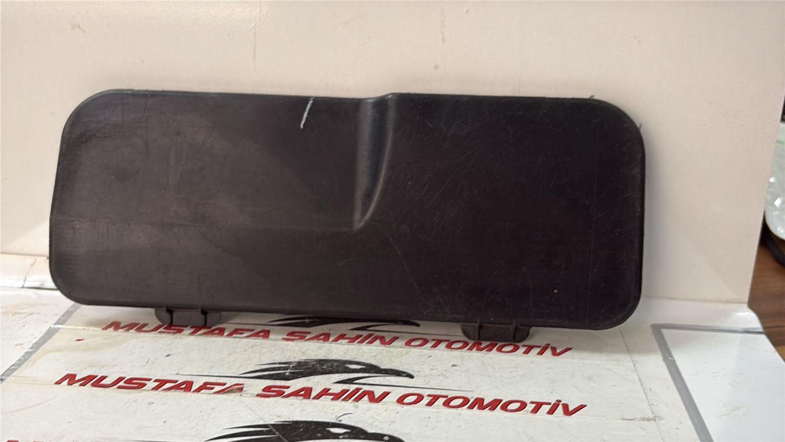 2021 Land Rover Velar   Kapak M8A2-45806-AB