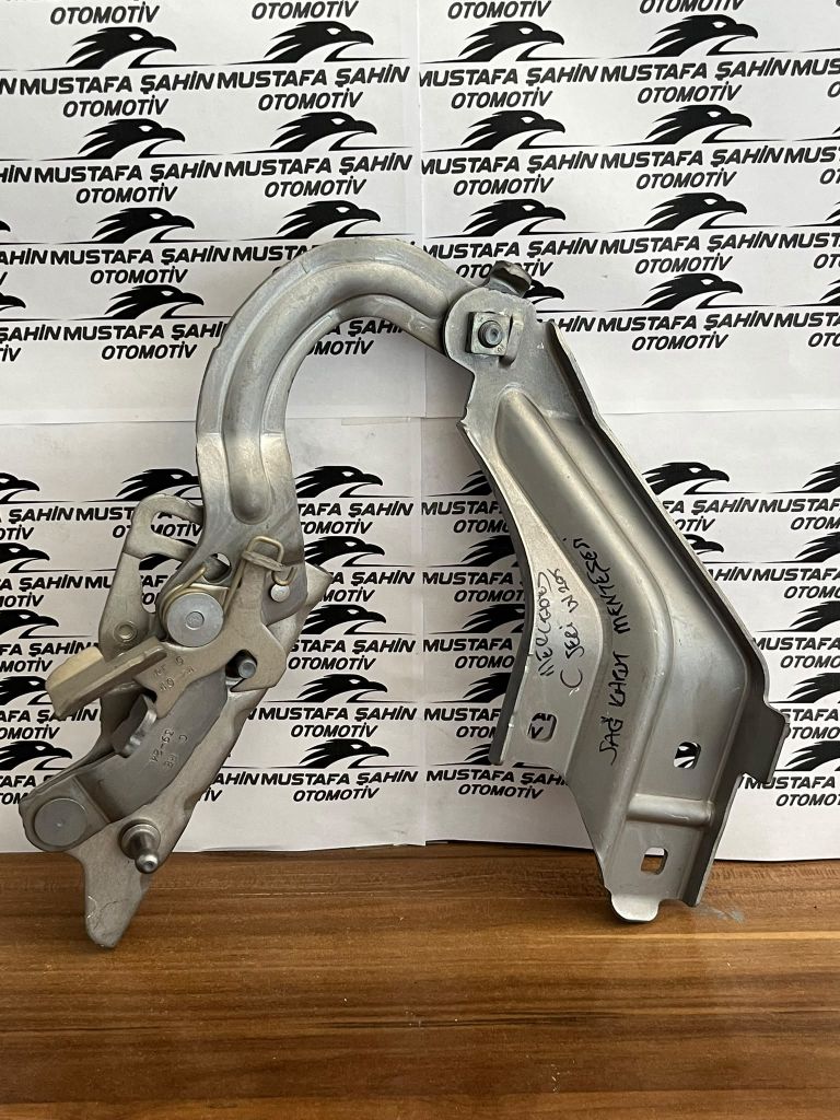 Mercedes C Serisi A206 W206 Sağ Ön Motor Kaput Menteşesi a2068803901