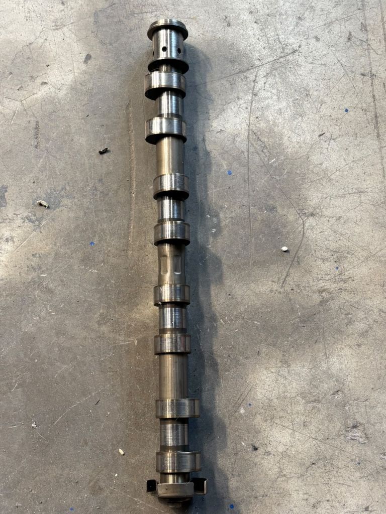 BMW X1 F48 F30 F32 F34 G30 X3 G01 20 B46 B48  Eksantrik Mili 7639001