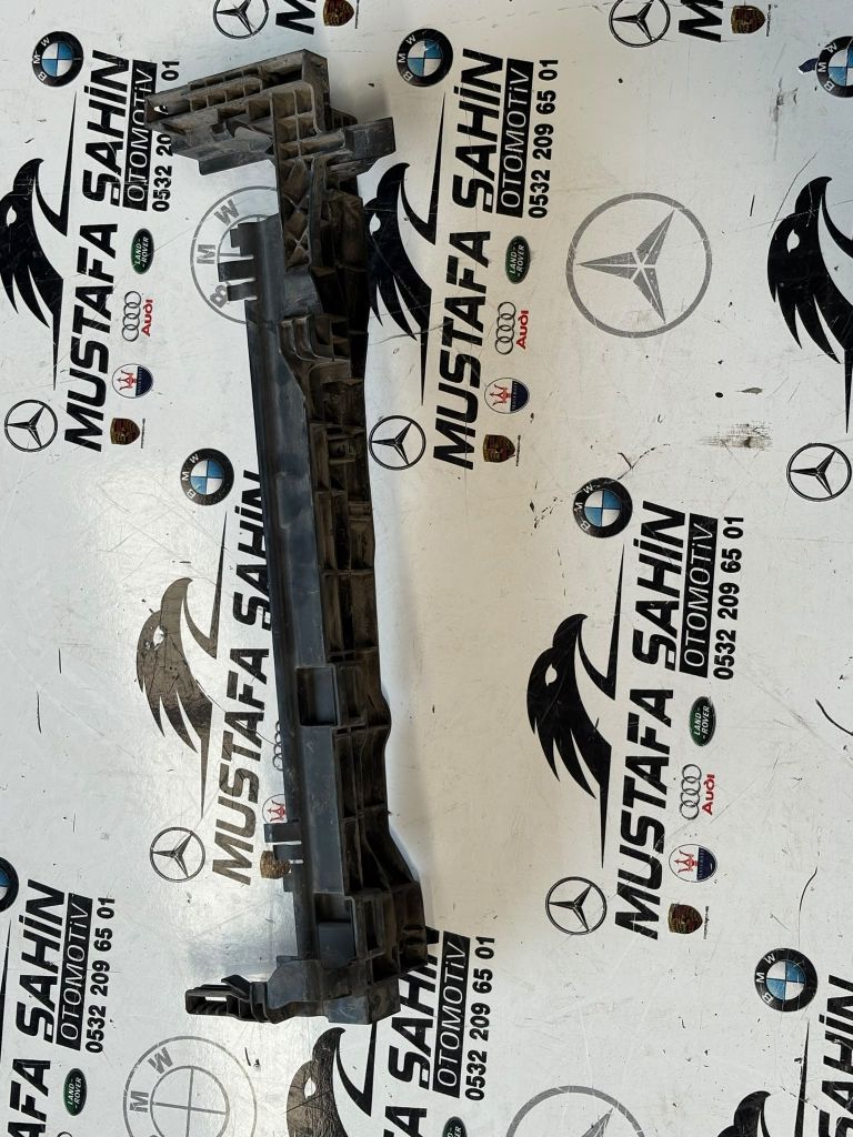 Mercedes C Serisi A205 W205 Sağ Ön Radyatör Destek Braketi A0995042218