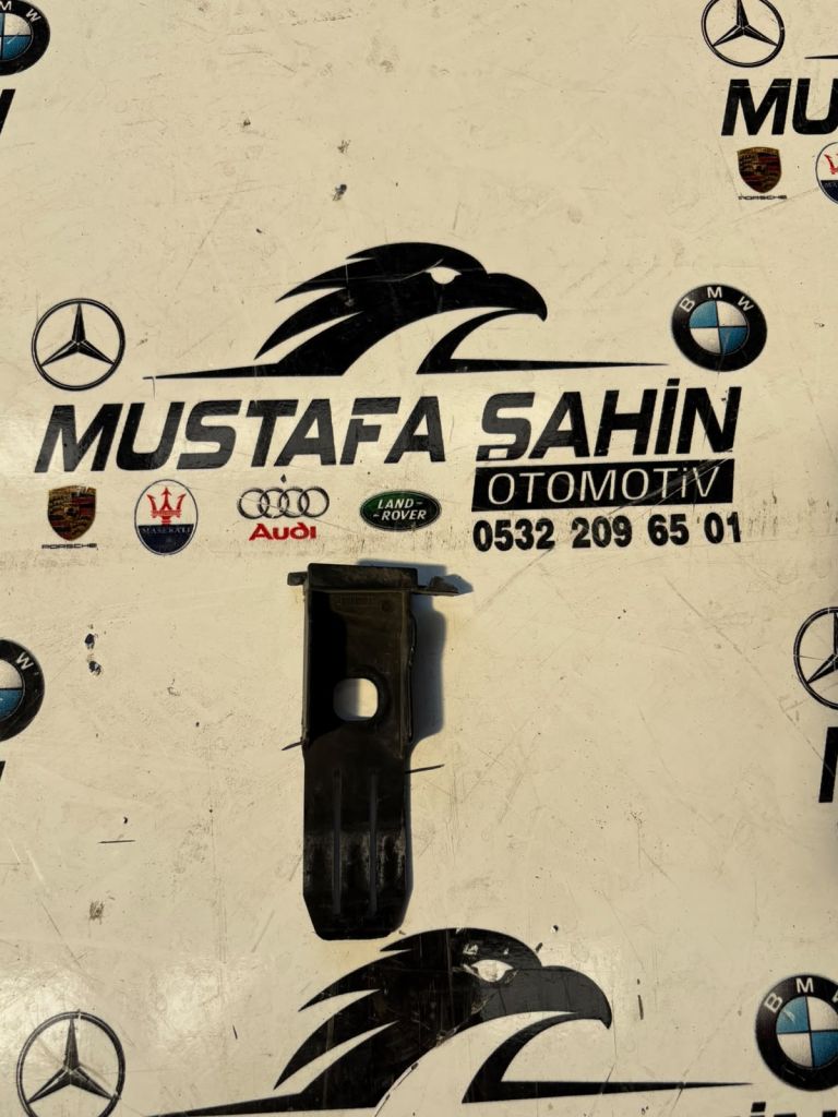 Mercedes E Serisi A212 W212  Panjur Braketi A2128855414