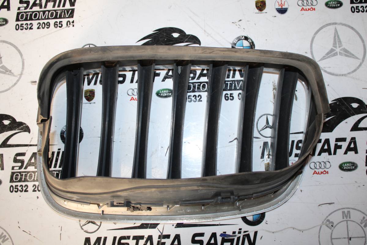 BMW X5 E70 E71 Sağ Ön Böbrek 7171396