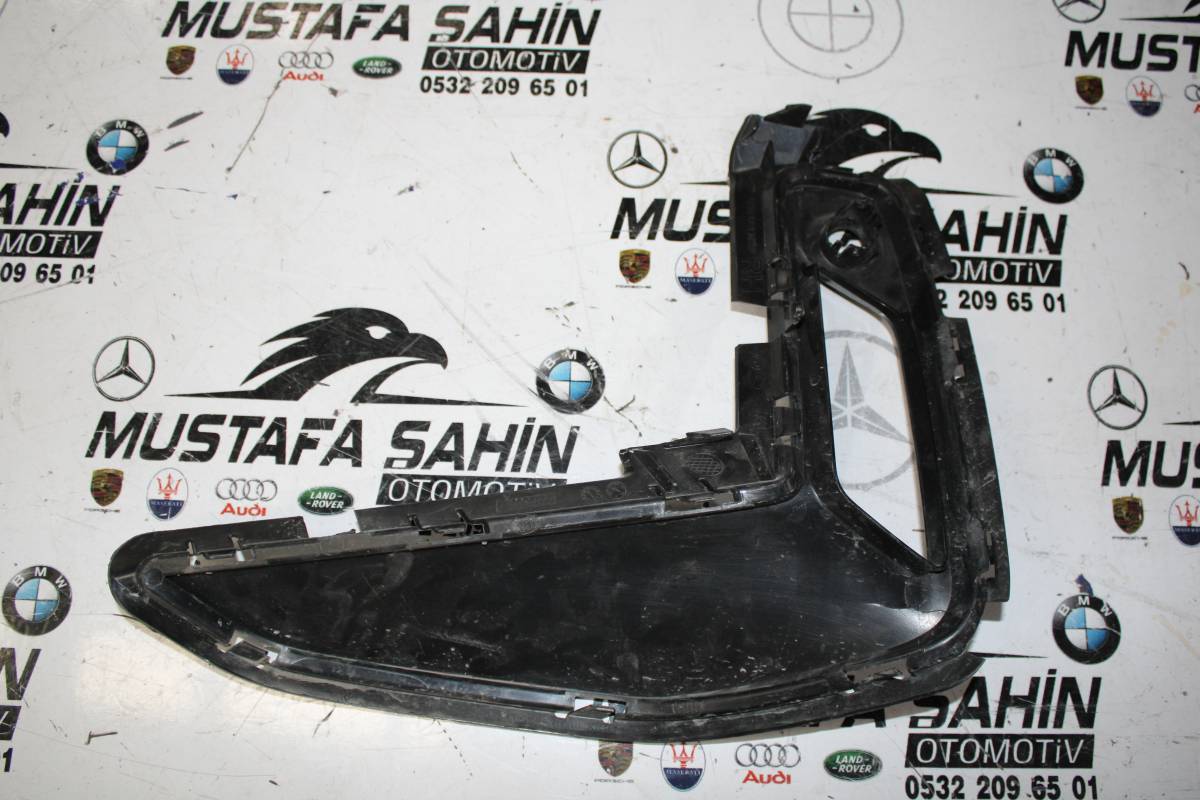 BMW 3 Serisi G20 LCİ Sağ Ön Tampon Izgarası 8085468