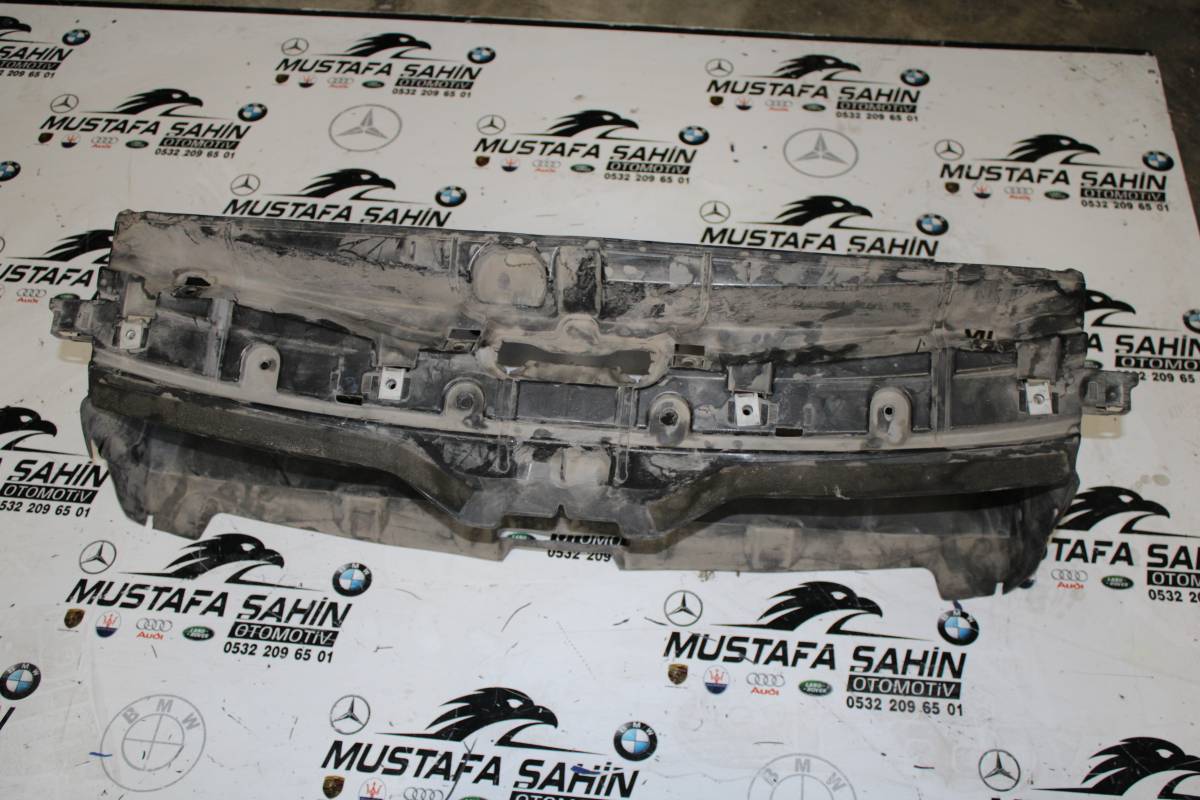 BMW 3 Serisi F30 Üst Gözlük Bakaliti Maske 7255413