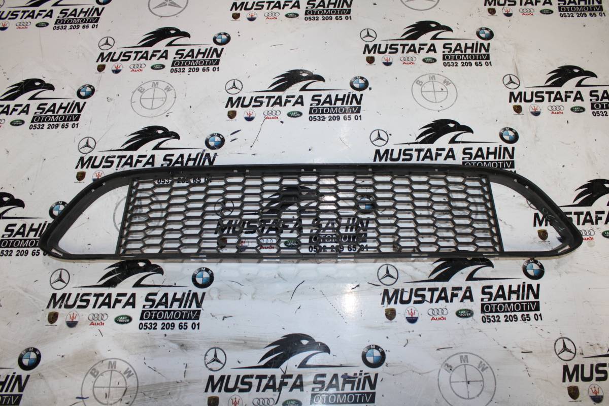 BMW 3 Serisi E92 M3  Tampon Izgarası 8047402