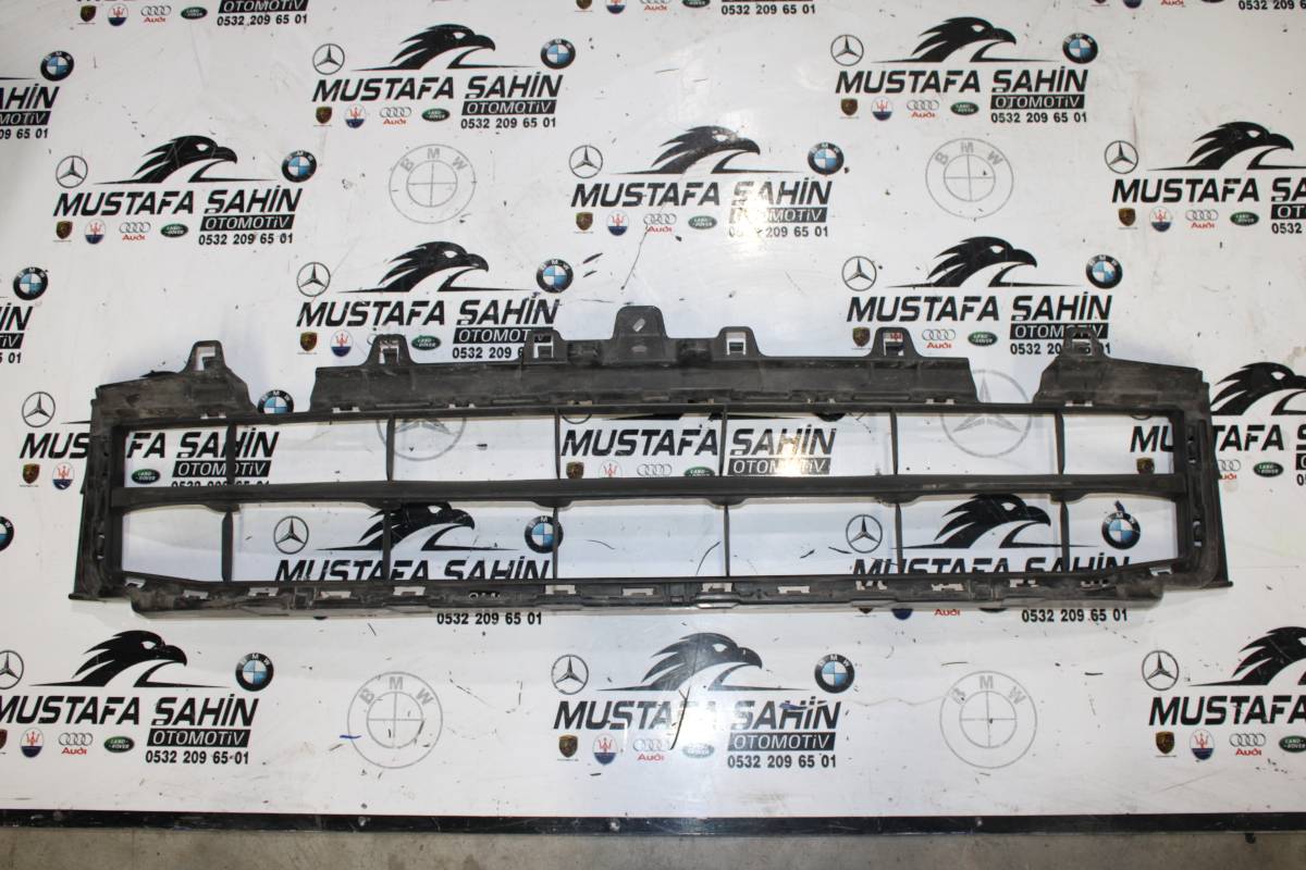 2022 - 2024 BMW X1 U11  Tampon Orta Izgara 9883593