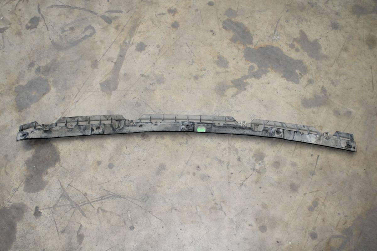 BMW 2 Serisi F44  Tampon Braketi 8075509