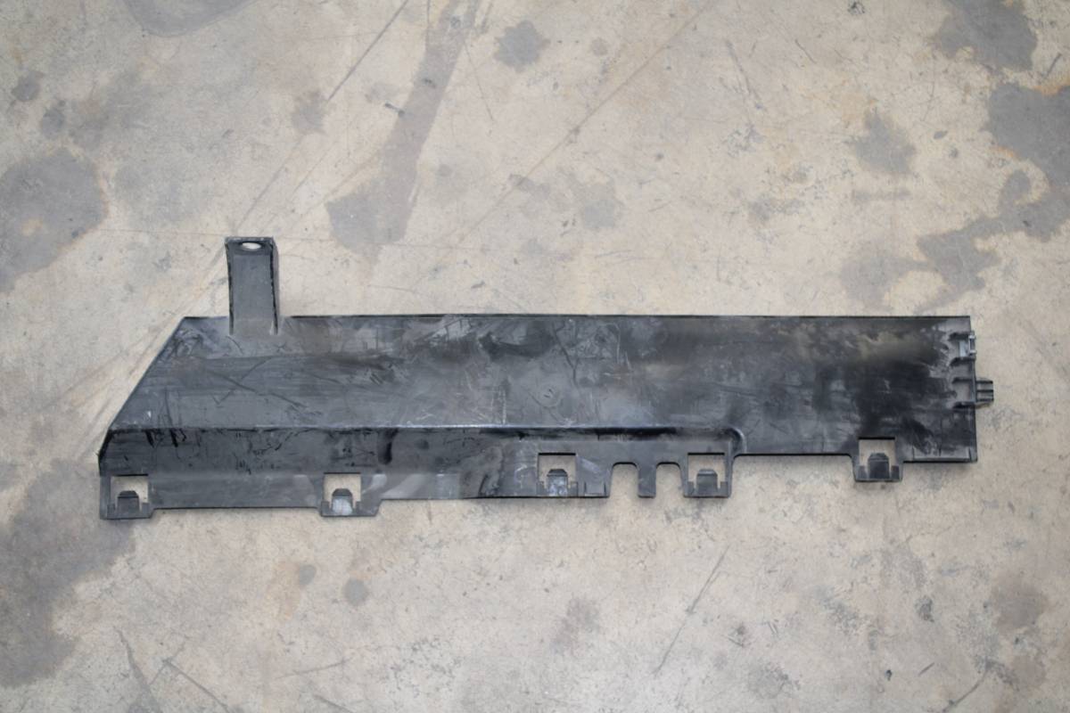 BMW X5 F15 F16  Hava Kanalı C18492-102