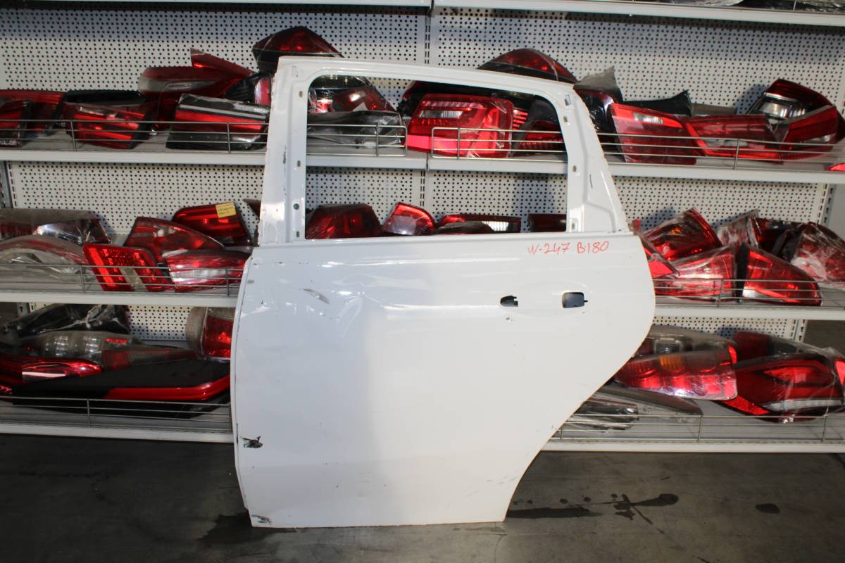 Mercedes B Serisi A247 W247 B180 Sol Arka Kapı A2477321300