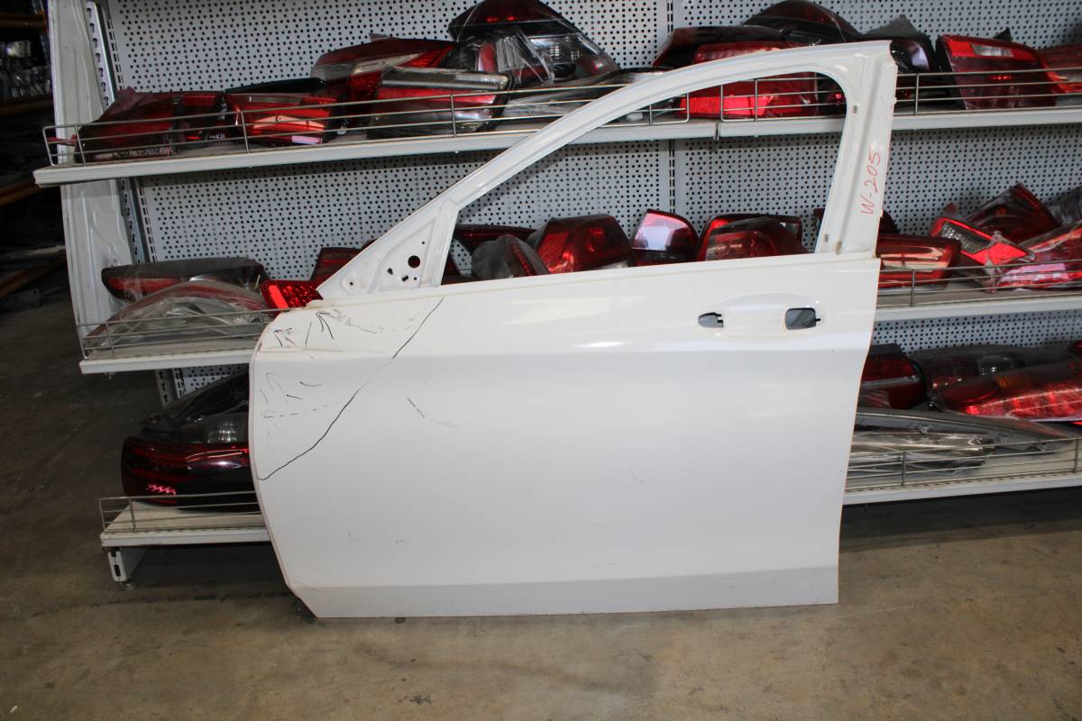 2015 - 2019 Mercedes C Serisi A205 W205 Sol Ön Kapı A2057220110