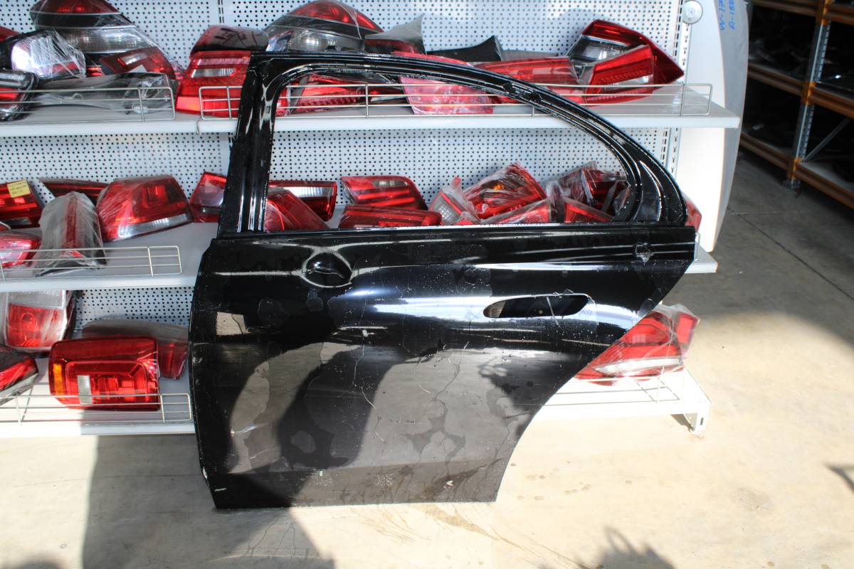 Mercedes E Serisi A214 W214 Sol Arka Kapı A2147323100